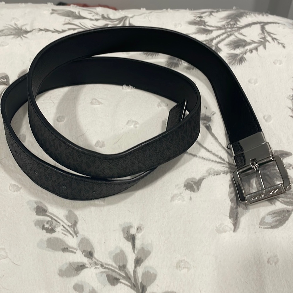 Michael Kors belt